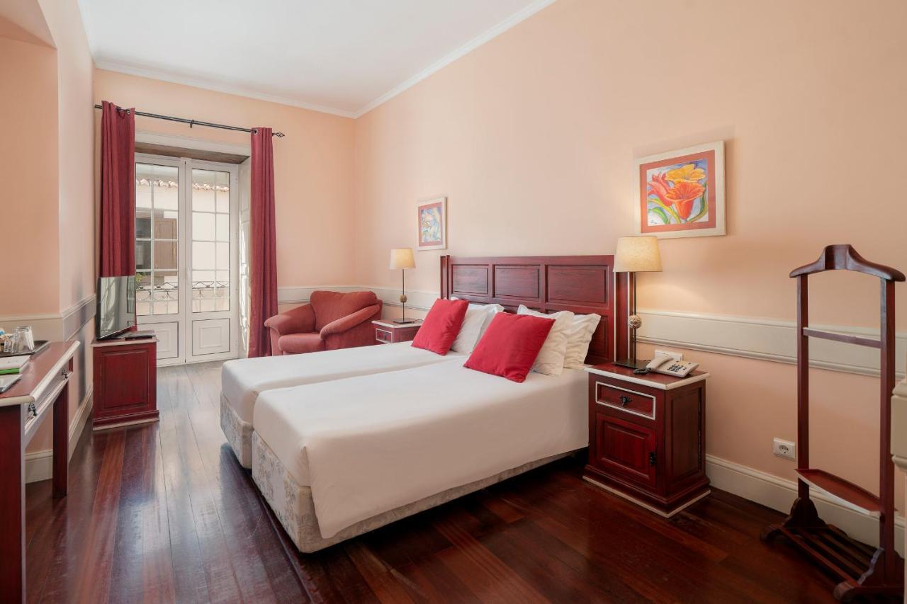 פונשל Residencial Mariazinha By Petit Hotels מראה חיצוני תמונה