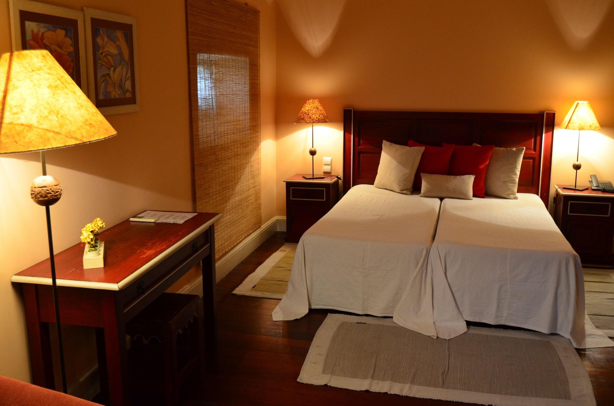 פונשל Residencial Mariazinha By Petit Hotels מראה חיצוני תמונה