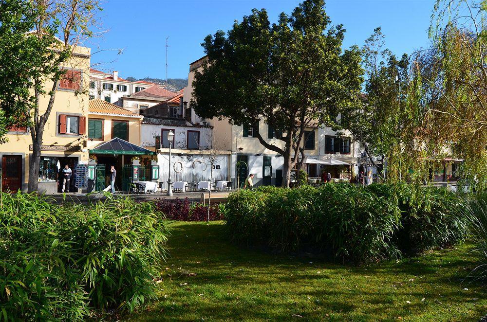 פונשל Residencial Mariazinha By Petit Hotels מראה חיצוני תמונה