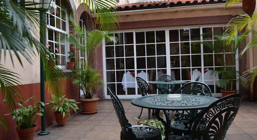 פונשל Residencial Mariazinha By Petit Hotels מראה חיצוני תמונה